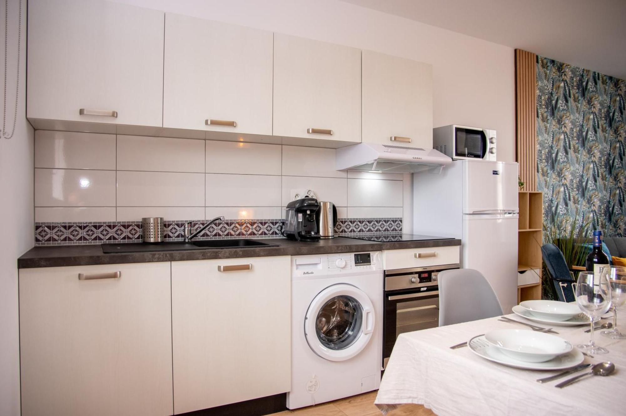 Apartamento Duplex Cocoon - 10 Min De Blaye - 20 Min Cnpe - Wifi - Tv Hd Saint-Seurin-de-Cursac Exterior foto